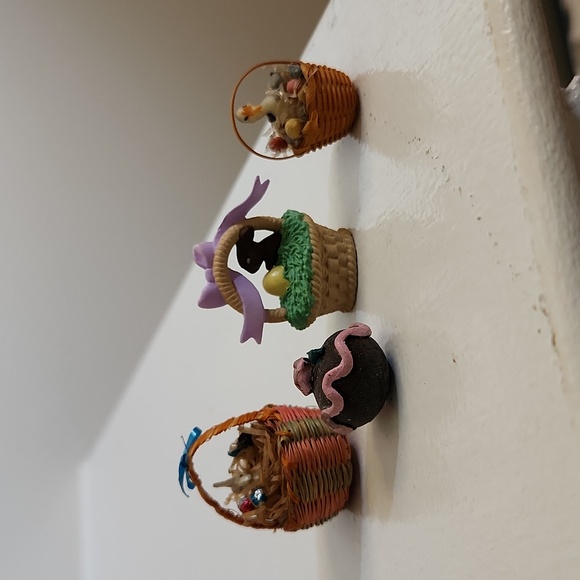 Group of 11 holiday theme miniature figurines - Picture 3 of 5